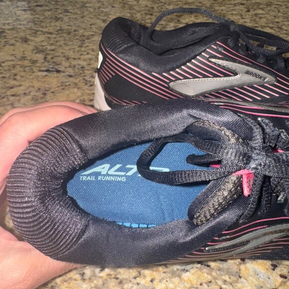 Brooks Addiction 14 Road Running Shoes 10.5 Black Pink Trail Sneakers Cushioned - Picture 7 of 12